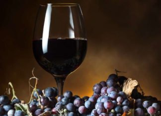 იცოდით, რომ ღვინო გარდა იმისა რომ კარგ ხასიათზე გვაყენებს, ასევე სასარგებლოა ჩვენი ჯანმრთელობისთვის