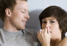 მარტივი მეთოდი, თუ როგორ ავიცილოთ თავიდან დილით პირის ღრუს ცუდი სუნი