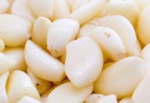 აი, რა მოხდება თუ უზმოზე ნიორს მიირთმევთ. მისი თვისებების შესახებ ყველამ უნდა იცოდეს