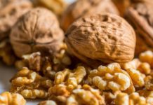 იცით რა დაემართება თქვენს ორგანიზმს თუ დღეში 5 ნიგოზს შეჭამთ? ეს უნდა იცოდეთ