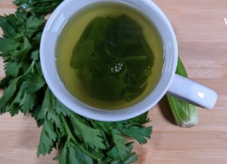 ჩემმა მეზობელმა ნიახურის ჩაის მომზადება მასწავლა. მას შემდეგ სხვა ჩაის აღარ ვსვამ