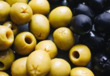 გსმენიათ ზეთისხილის სამკურნალო თვისებების შესახებ? ის კურნავს ისეთ დაავაბებეს, როგორებიცაა ღვიძლის გადიდება, კენჭები ნაღვლის ბუშტში და ა.შ.