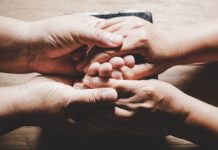 ღმერთი დაინტერესებულია თქვენს ქორწინებაში არსებული პრობლემებით. თუ არ იცით რა ილოცოთ, ეს მშვენიერი ლოცვა გამოგადგებათ.