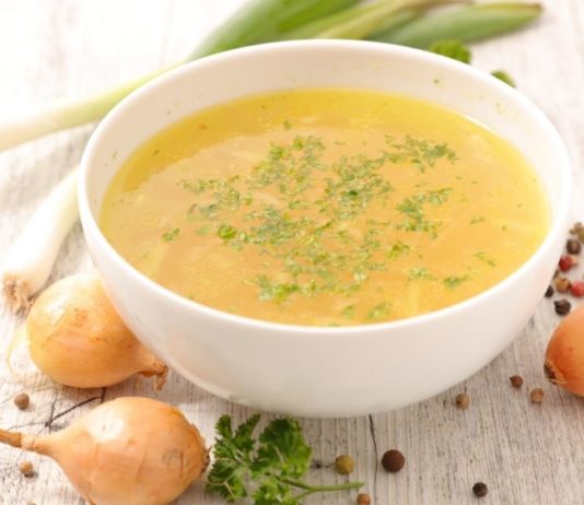 ეს ბულიონი ხელს უწყობს ღვიძლის გაწმენდას, წონის დაკლებას და სხეულის გაახალგაზრდავებას!