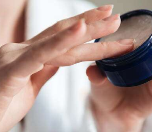 მალამო ბებიის რეცეპტის მიხედვით, რომელიც დაგეხმარებათ სახსრების ტკივილის გაყუჩებაში