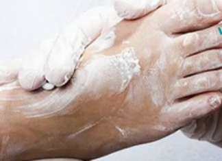 გათავისუფლდით ფეხის შემაწუხებელი ცუდი სუნისგან საცხობი სოდის დახმარებით!!