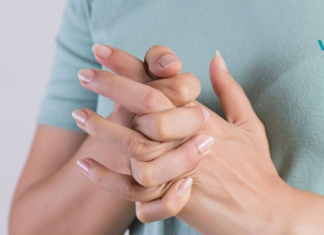 საზიანოა თუ არა თითების “ტკაცუნი”? რა ხდება ამ დროს სინამდვილეში?