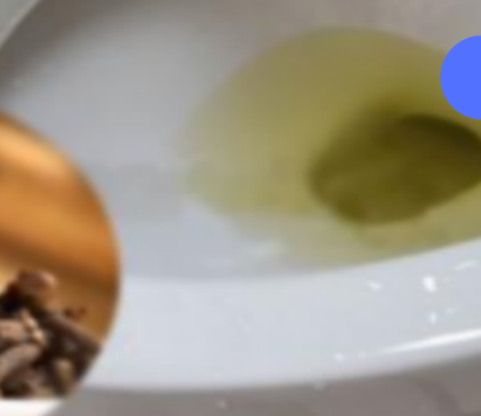 უმარტივესი ბუნებრივი ხრიკი აბაზანაში შარდის სუნის სწრაფად მოსაშორებლად!