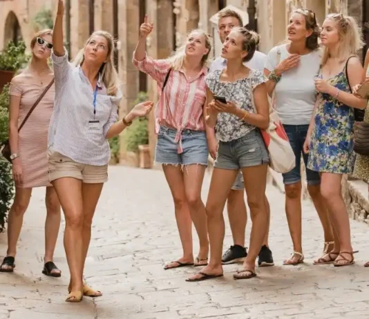 ტურები ევროპაში: დაუვიწყარი მოგზაურობის გზამკვლევი